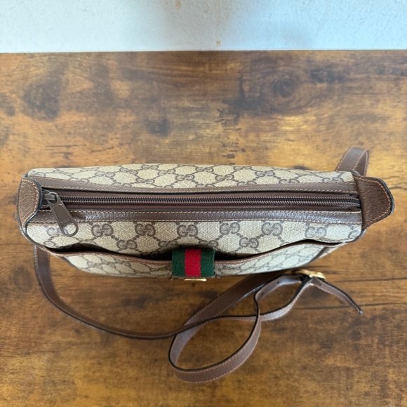 Gucci Sherry Line Vintage Crossbody - Picture 6 of 11